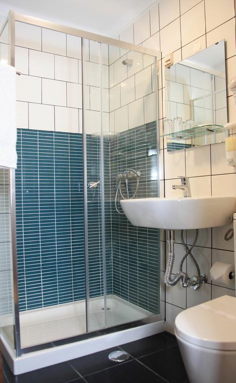 Hotel Kamanga Tomar Ngoại thất bức ảnh