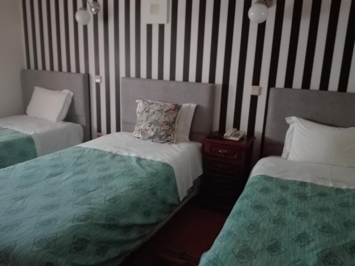Hotel Kamanga Tomar Ngoại thất bức ảnh